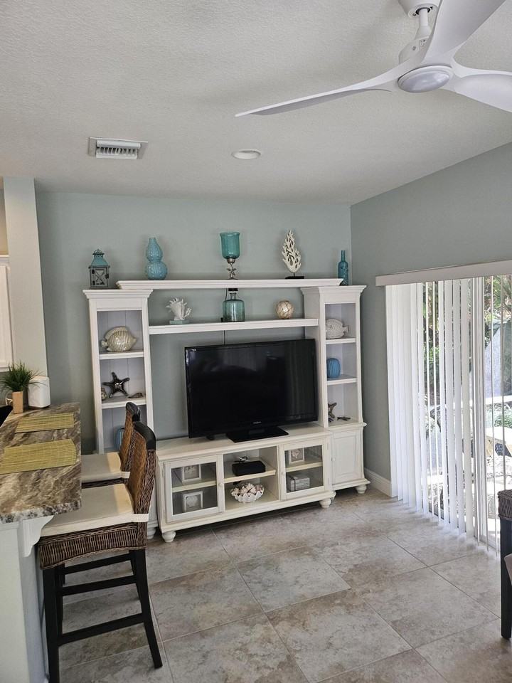 8227 Mulligan Cir #A - Photo 2 of 21