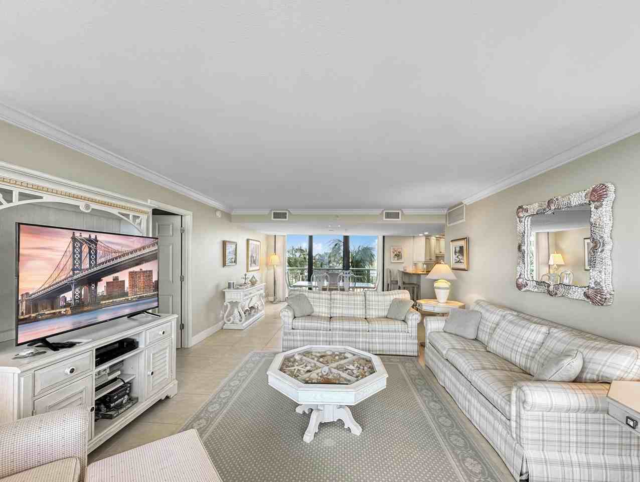 3000 N Ocean Dr #4F - Photo 5 of 50