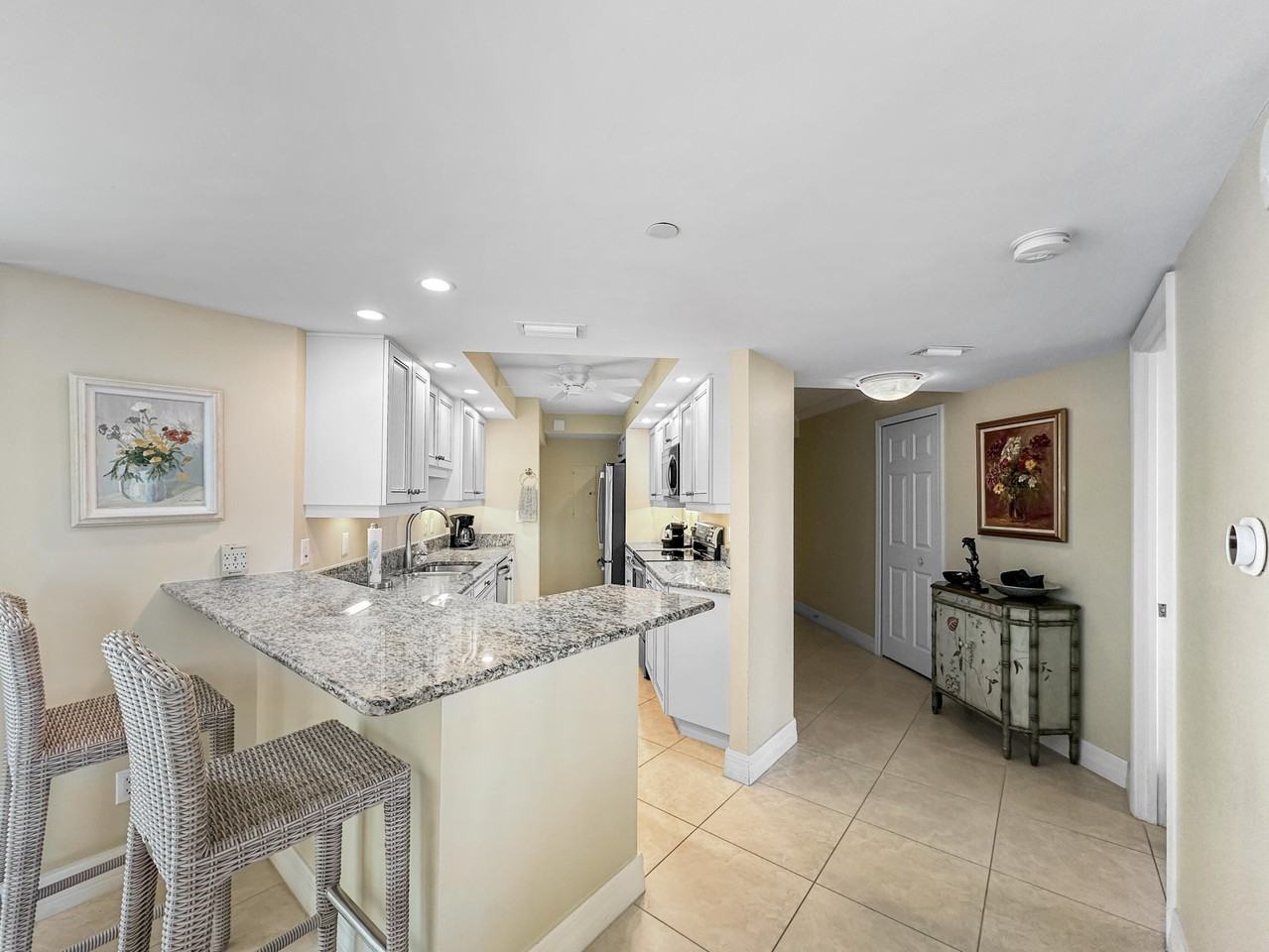 3000 N Ocean Dr #4F - Photo 6 of 50