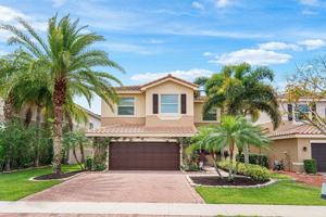 featured image of 8300 Calabria Lakes Dr