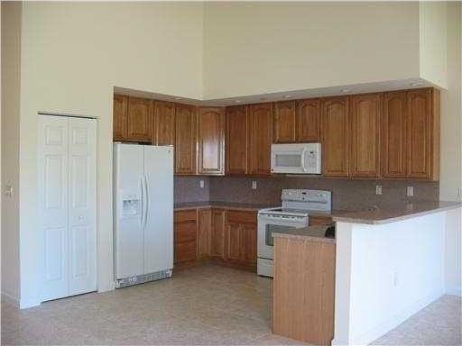 4171 Gulfstream Rd - Photo 4 of 18