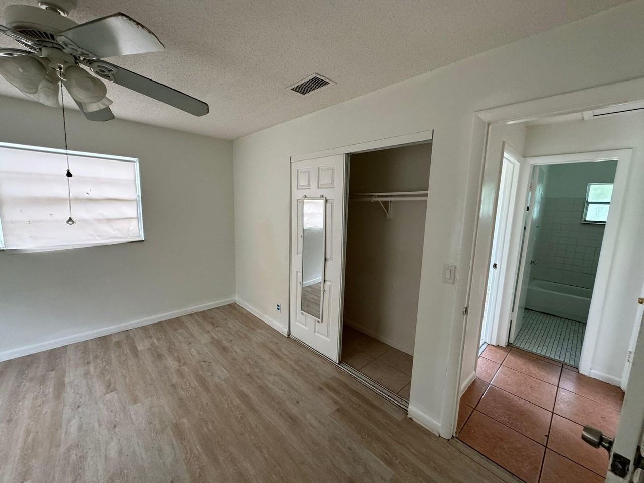 3002 Se Camino Ave - Photo 7 of 10