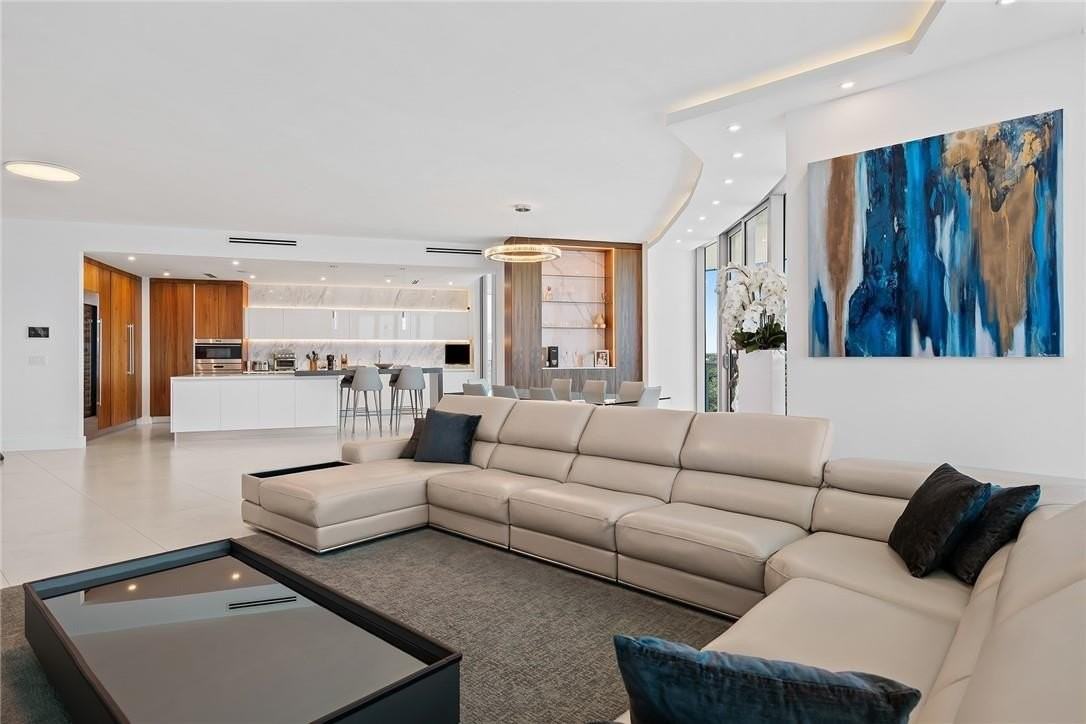 701 N Fort Lauderdale Beach Blvd #602 - Photo 3 of 44