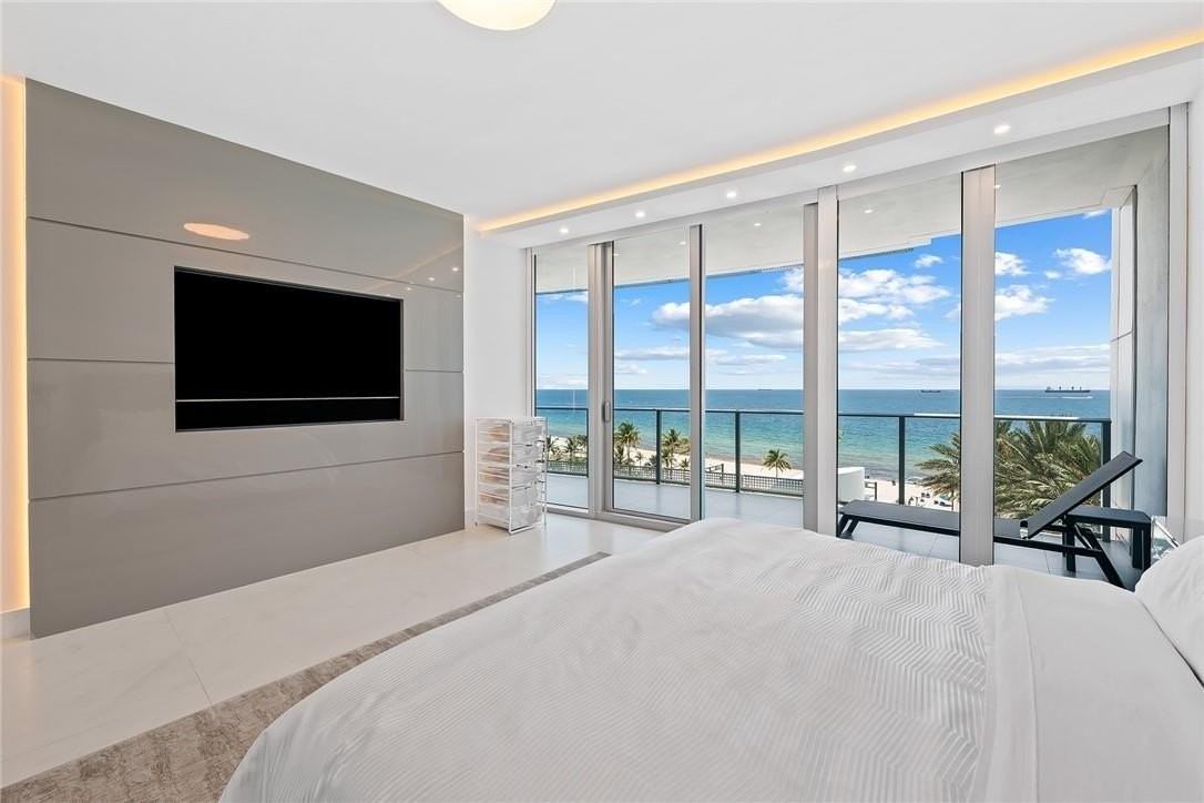 701 N Fort Lauderdale Beach Blvd #602 - Photo 6 of 44