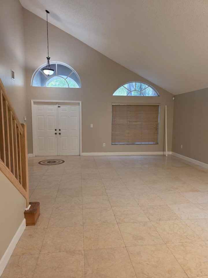 1350 Nw 143rd Ave - Photo 7 of 14