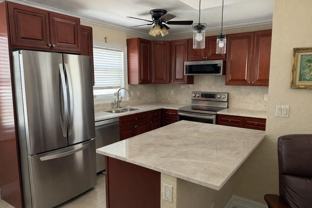 1221 Se 3rd St #4 - Photo 1 of 1