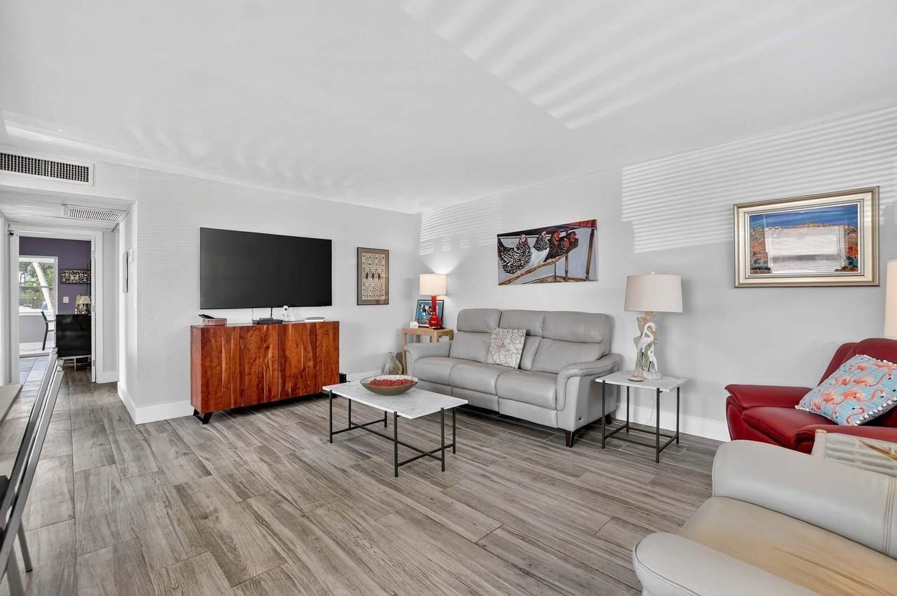 360 Flanders G #H - Photo 4 of 50