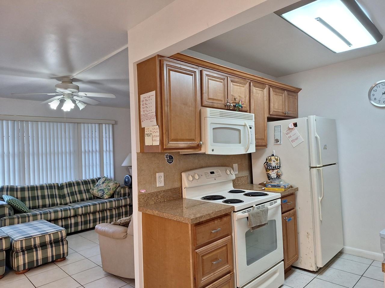 1010 Wolverton E - Photo 5 of 30