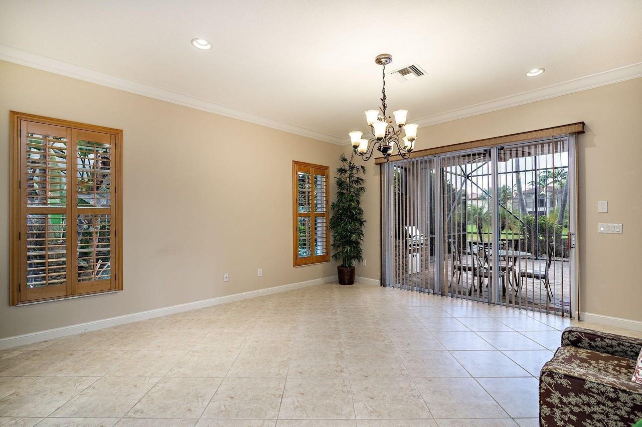 2002 Graden Dr - Photo 6 of 30