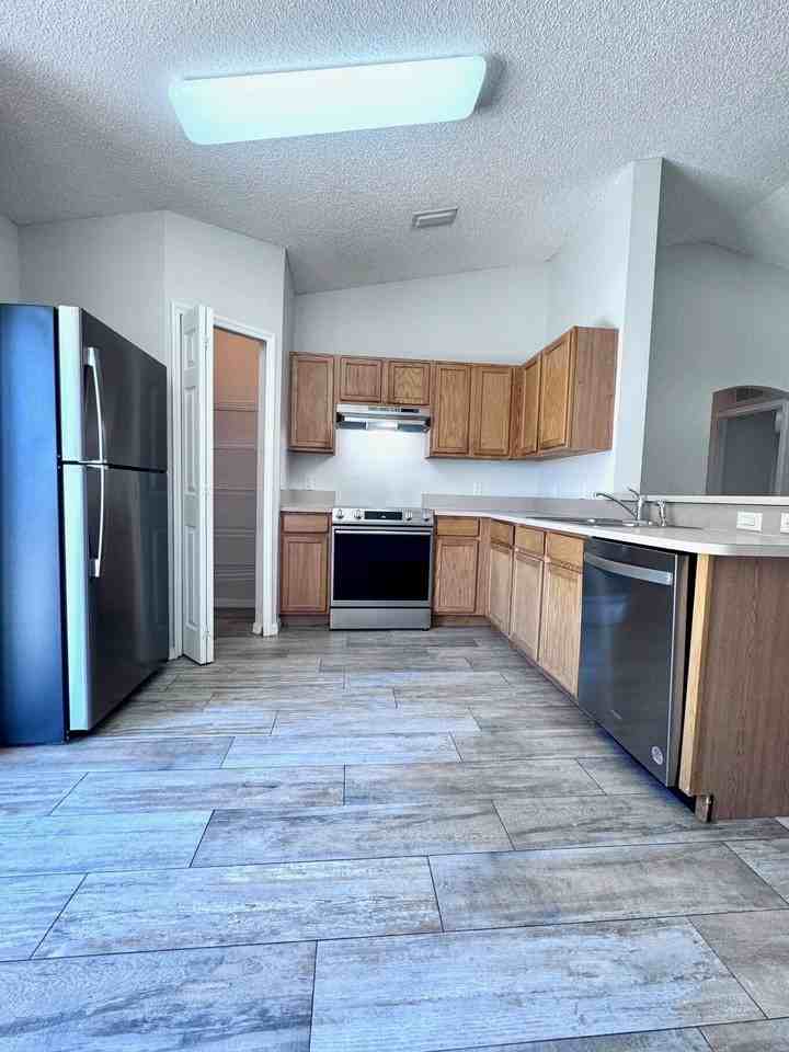 1006 Fairplay Ave Nw - Photo 7 of 22