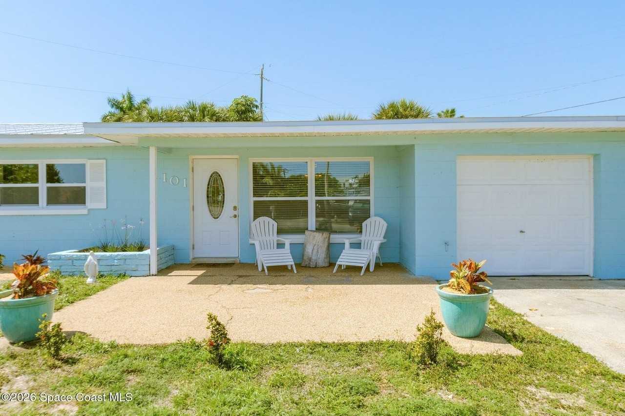 101 E Dover St - Photo 3 of 40