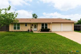 902 Lynn Ln - Photo 1 of 1