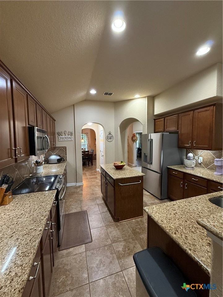 3161 Birch Bnd - Photo 6 of 26