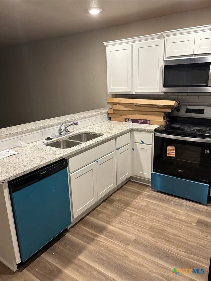 1610 Pima Trl #A - Photo 3 of 22