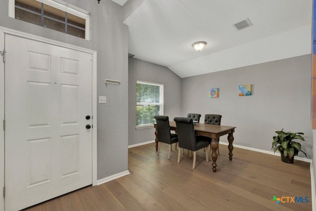 481 Bayou Bend Dr - Photo 2 of 32