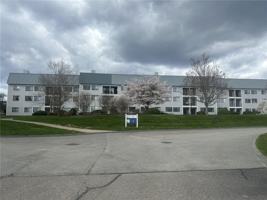 featured image of 3 Admiralty Dr #B5