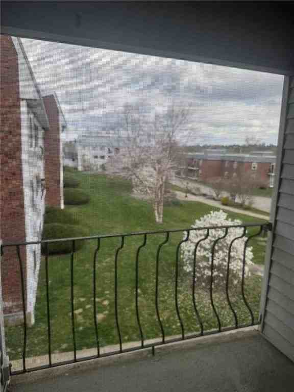 3 Admiralty Dr #B5 - Photo 7 of 19