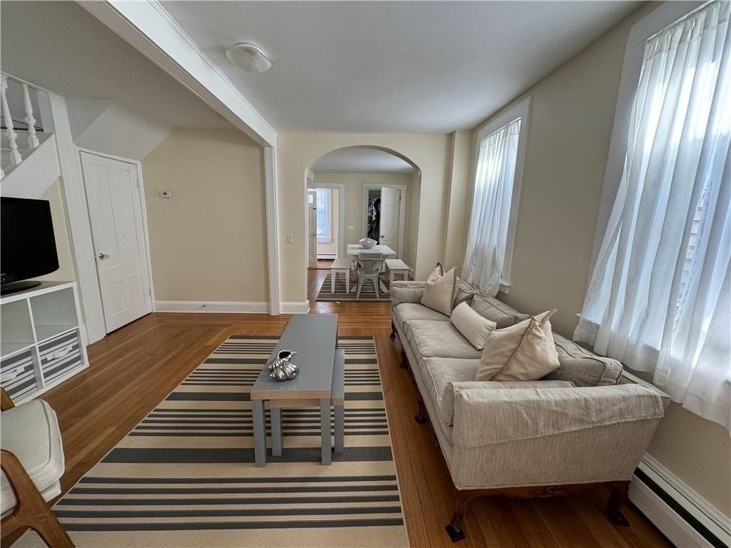 49 Connection St - Photo 6 of 34