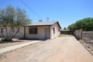 1150 N Santa Rosa Ave - Photo 1 of 1