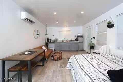 2039 E 8th St #B - Photo 2 of 12