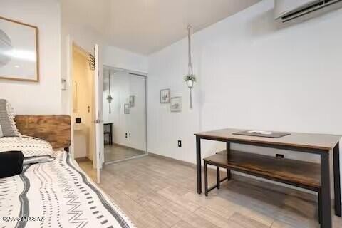 2039 E 8th St #B - Photo 6 of 12