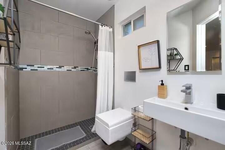 2039 E 8th St #B - Photo 7 of 12