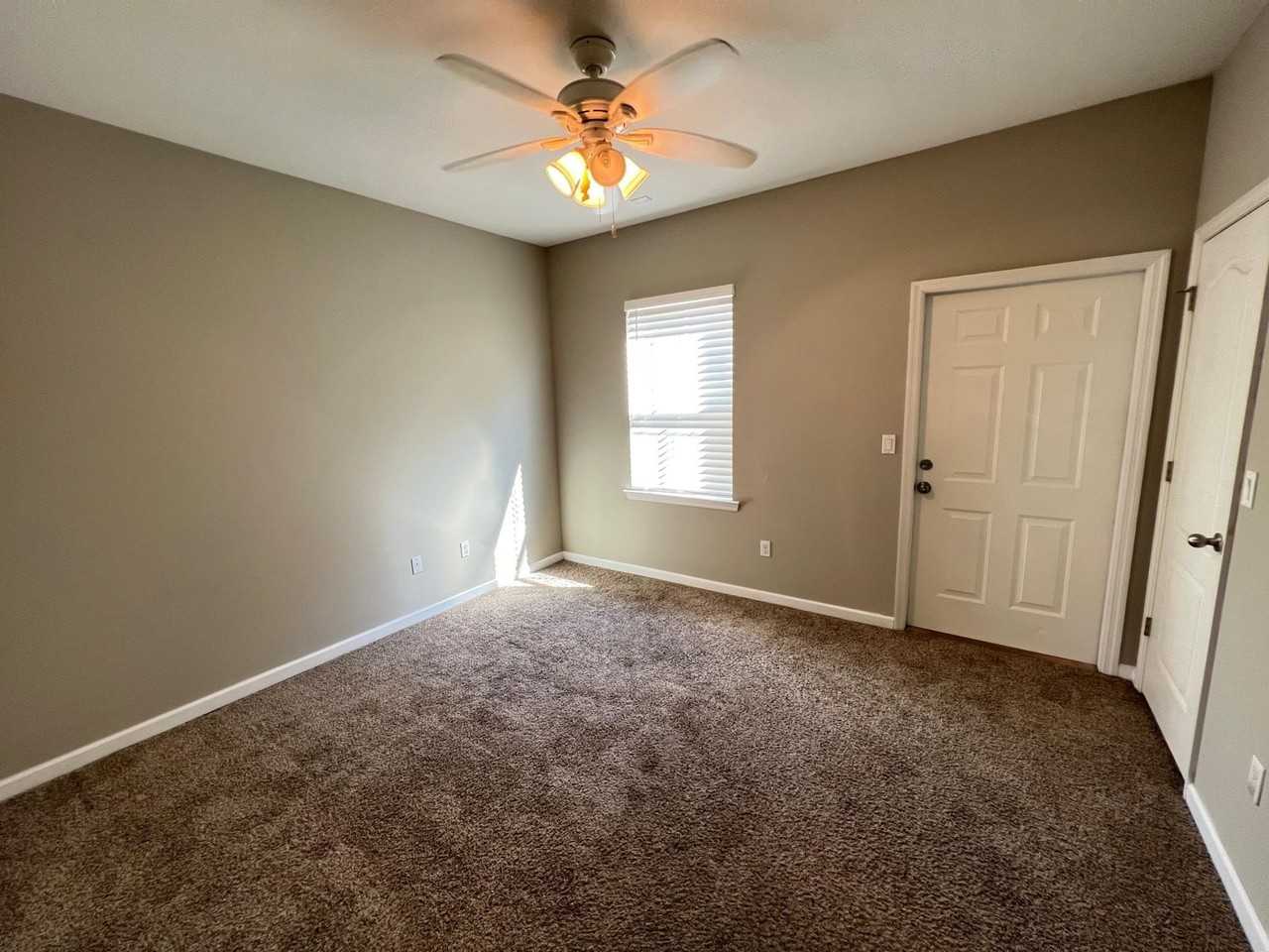 1955 Bloomington Ave - Photo 5 of 14