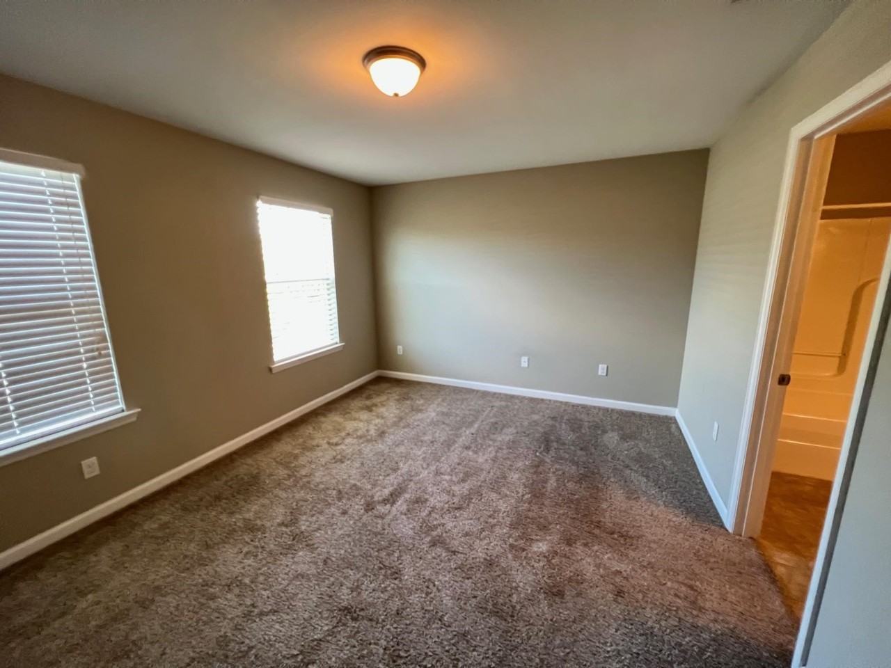 1955 Bloomington Ave - Photo 7 of 14