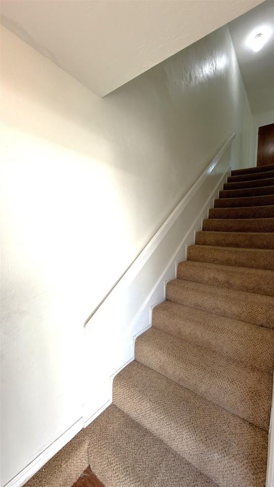 1315 Airport Dr #B02 - Photo 3 of 22