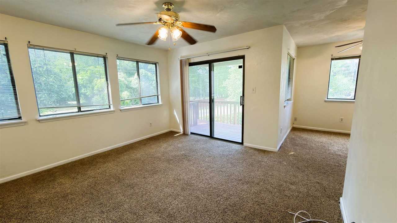 1315 Airport Dr #B02 - Photo 7 of 22