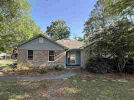 featured image of 4305 Snoopy Ln