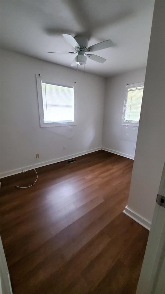 543 Dr Carolyn Ryals Way - Photo 3 of 12