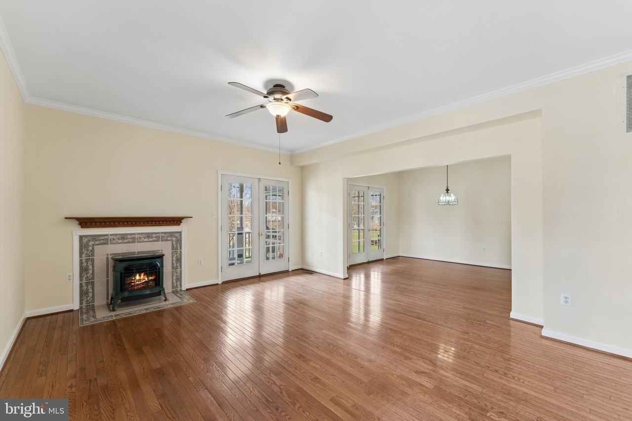 402 Linden Ave - Photo 5 of 40