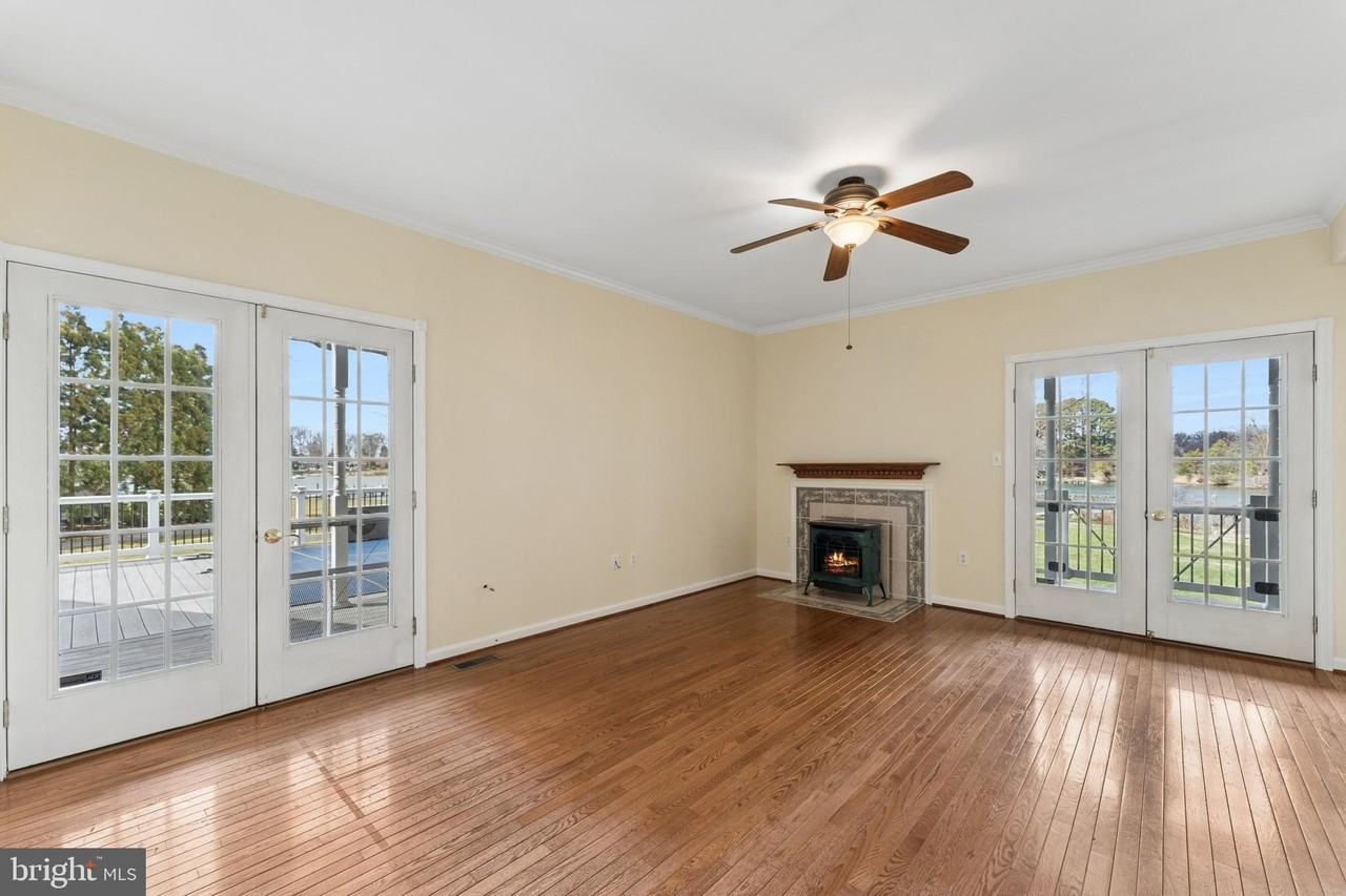 402 Linden Ave - Photo 6 of 40