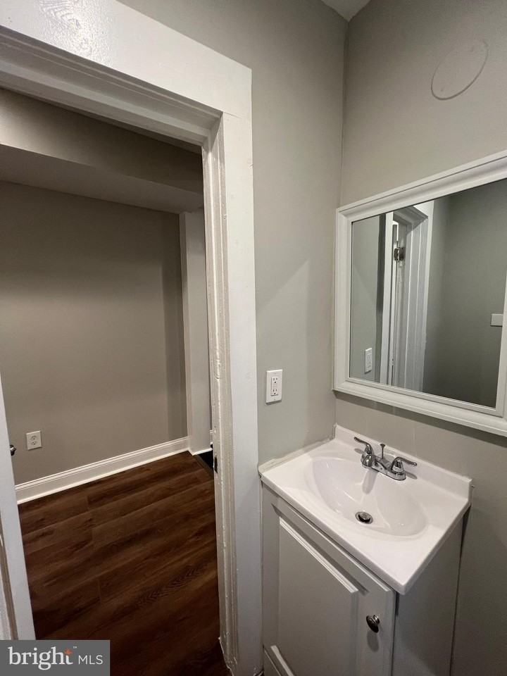 1812 Rutland Ave - Photo 7 of 23