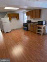 featured image of 300 E Fort Ave