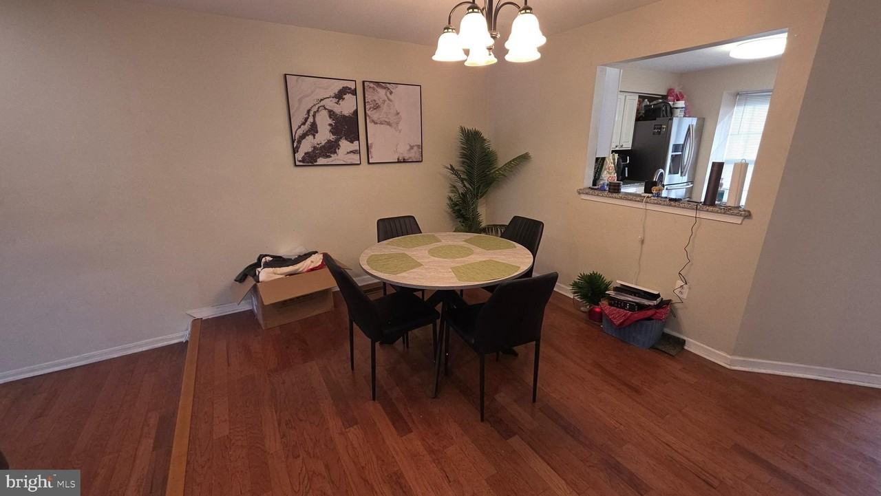 4 Steeplejack Ct - Photo 6 of 33