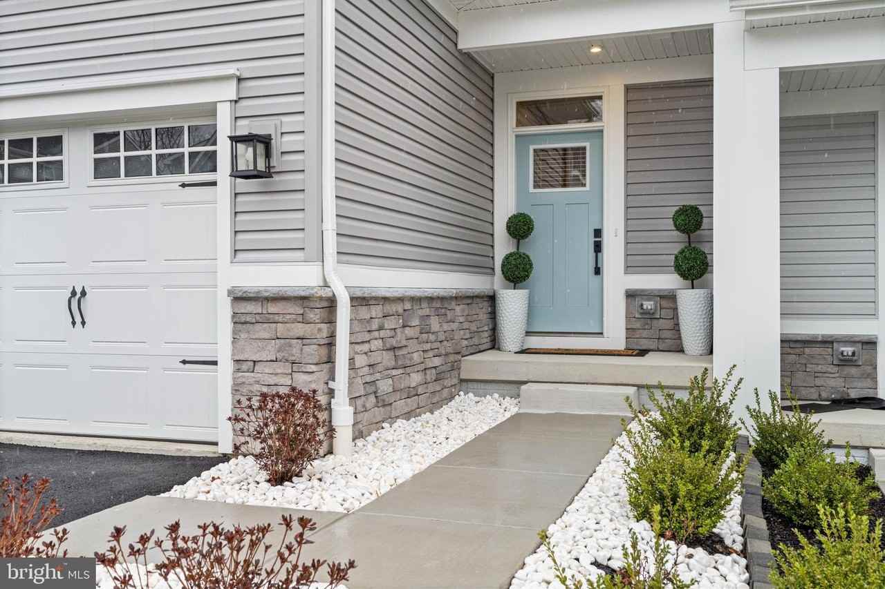 952 Swilken Bridge Rd - Photo 4 of 39