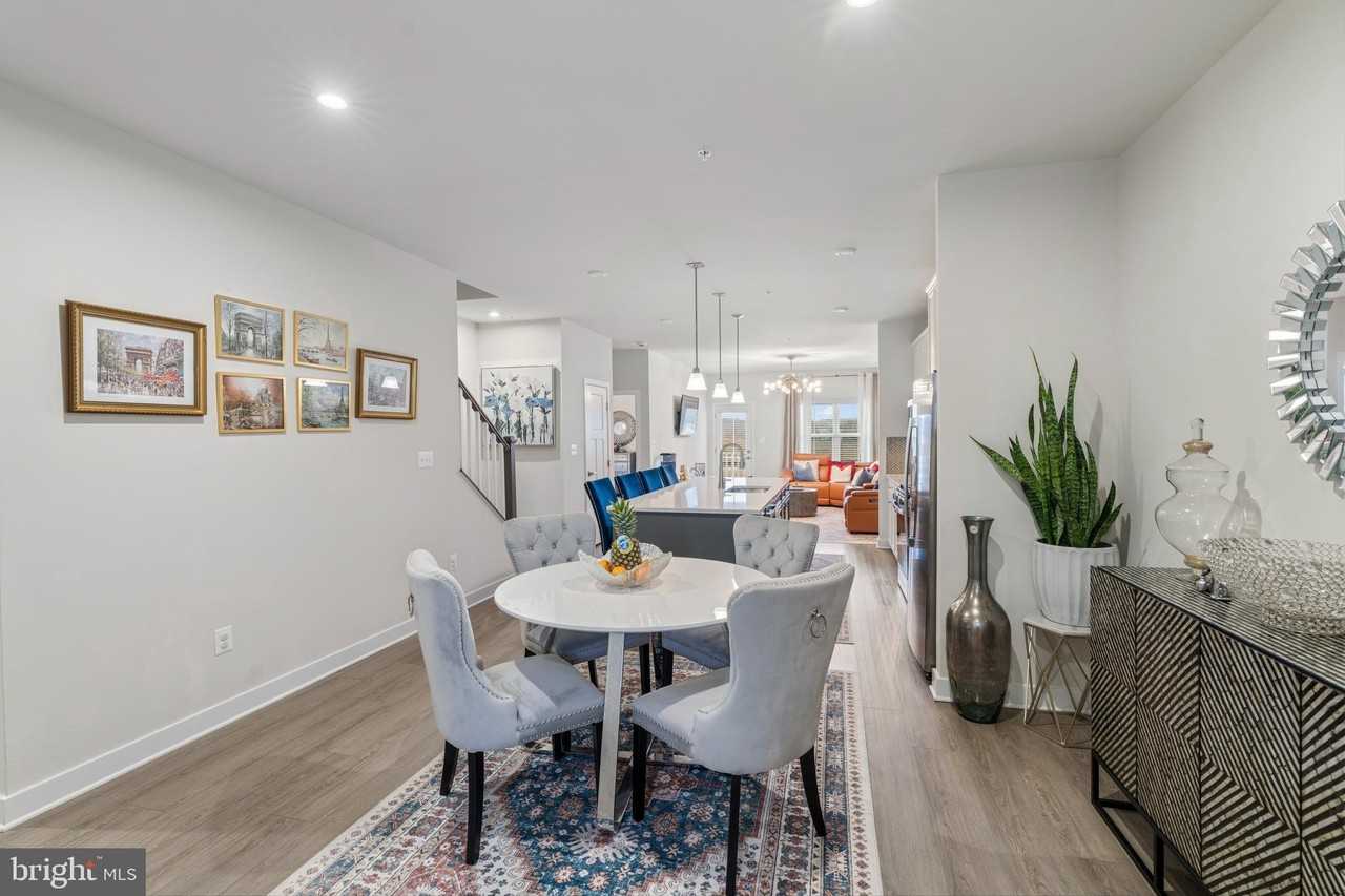 952 Swilken Bridge Rd - Photo 6 of 39