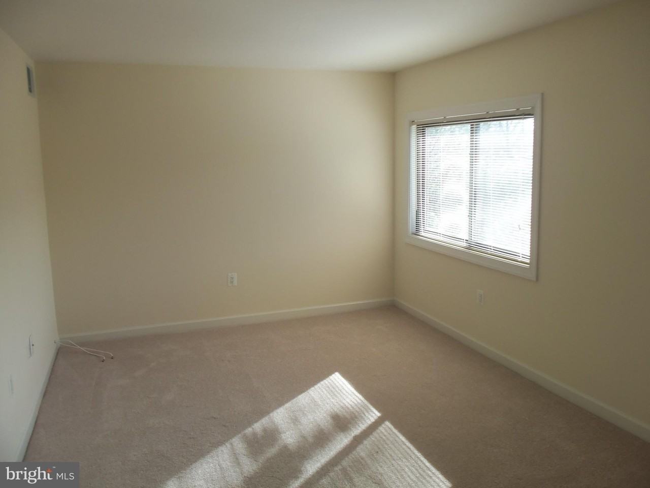 6300 Hil Mar Dr #9 - Photo 7 of 11