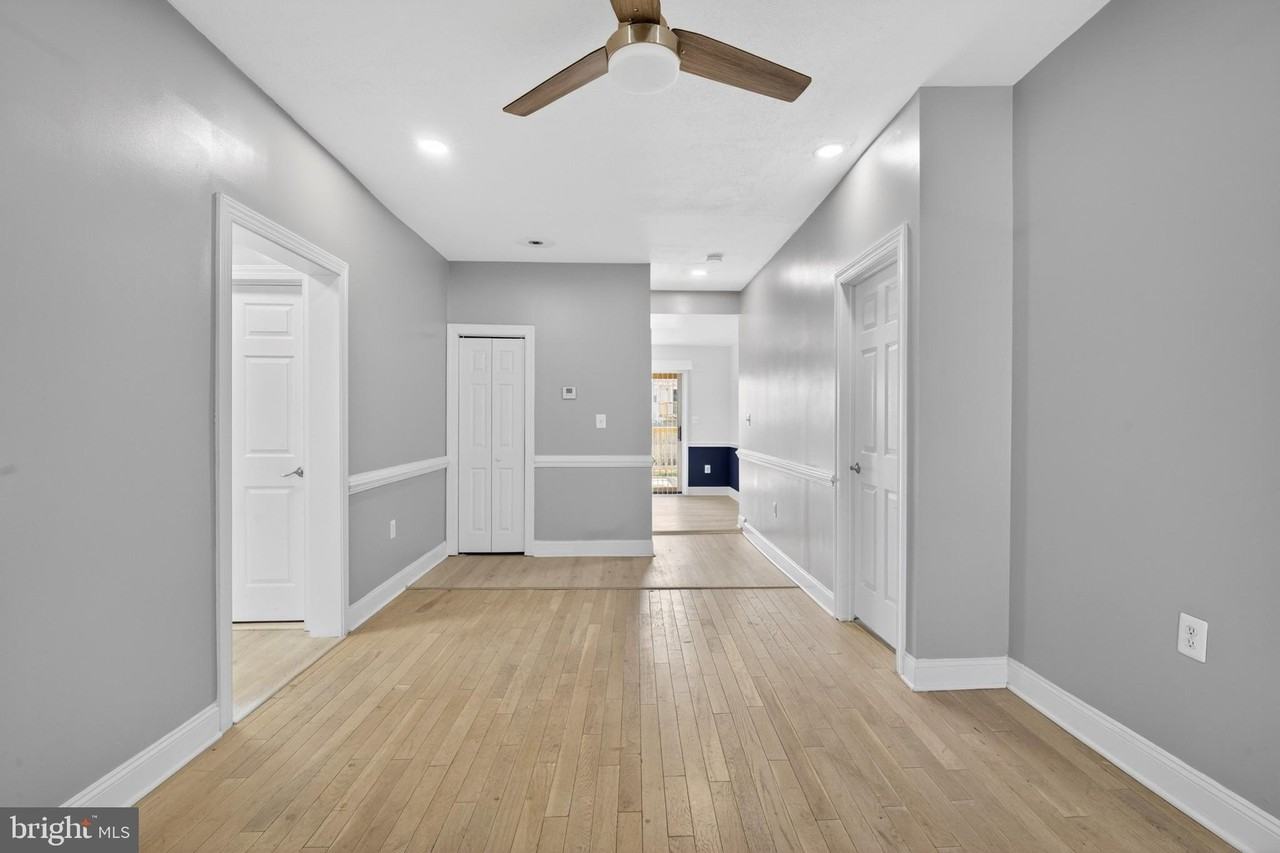 505 69th St - Photo 5 of 28