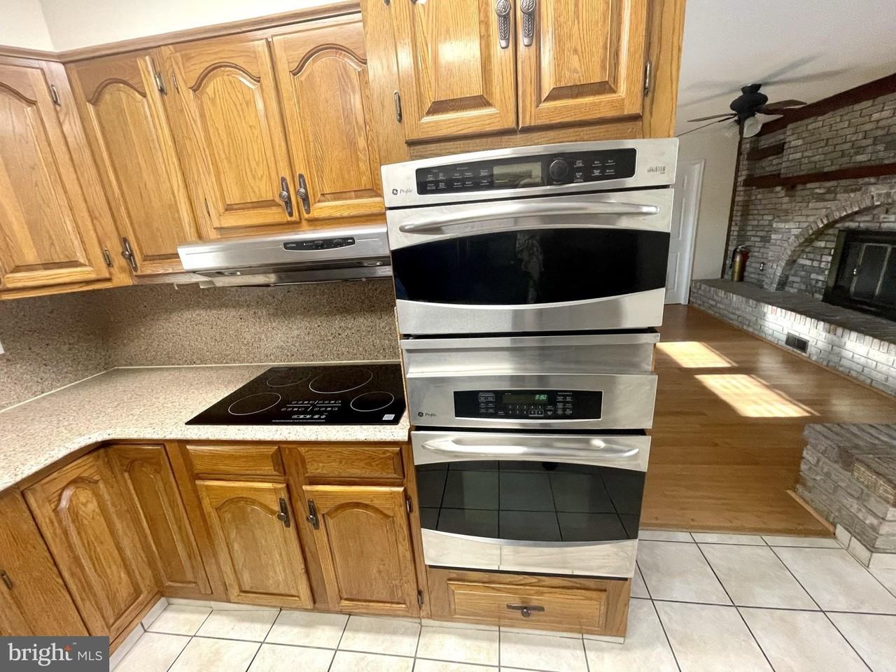 4015 William Ln - Photo 5 of 19