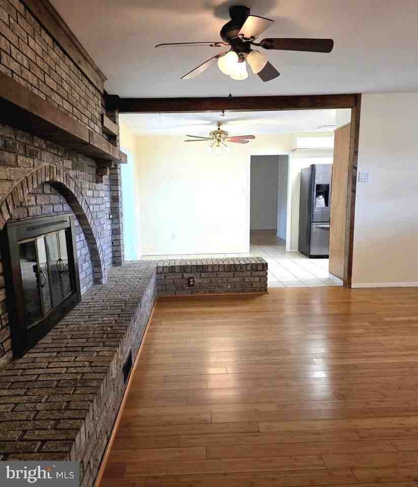 4015 William Ln - Photo 7 of 20