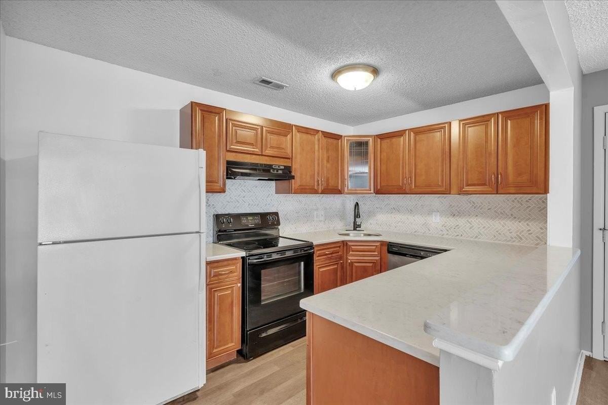 5512-B Aberdeen Dr - Photo 4 of 16