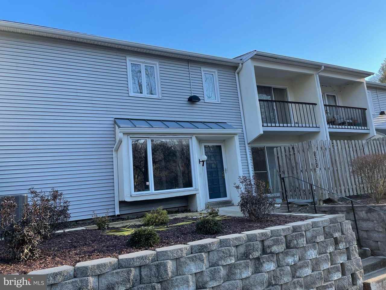 121 E Chelsea Cir - Photo 2 of 31