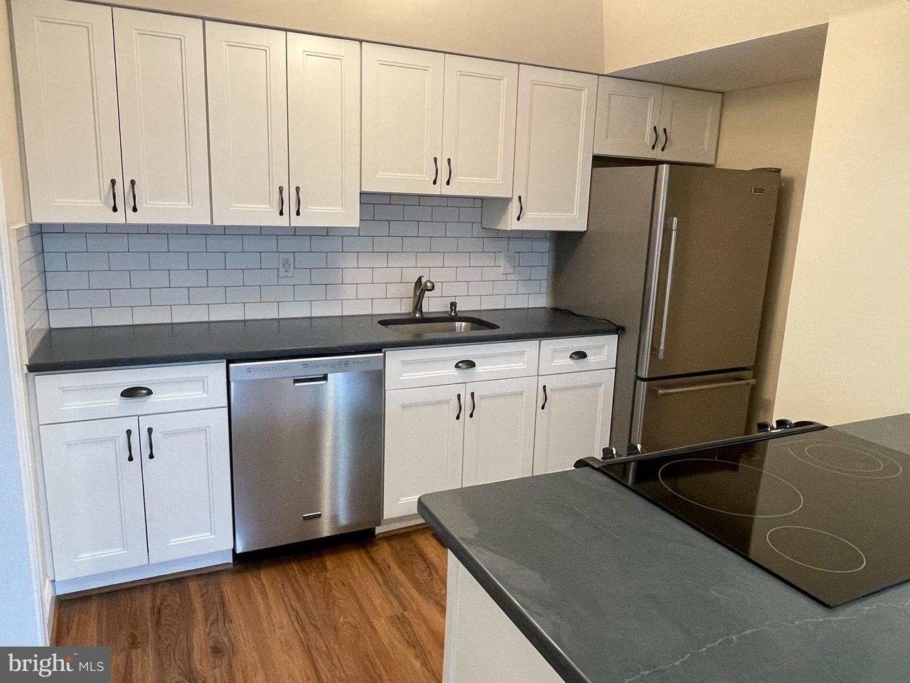 121 E Chelsea Cir - Photo 4 of 31