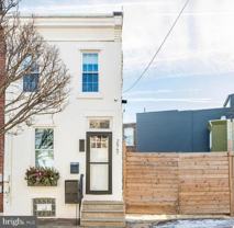 2547 Collins St - Photo 1 of 1