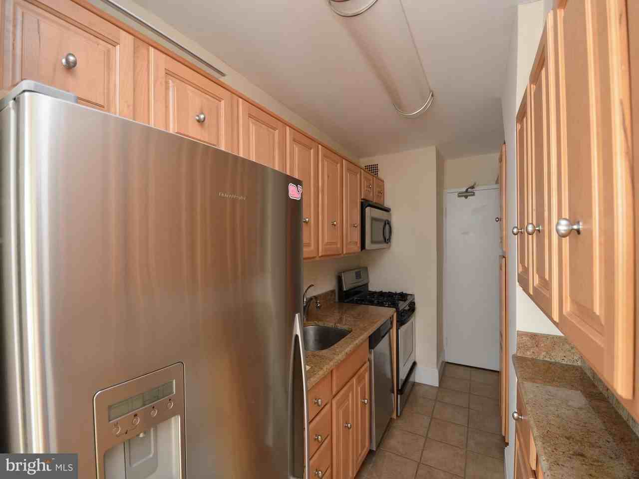 180618 Rittenhouse Sq #1109 - Photo 7 of 29