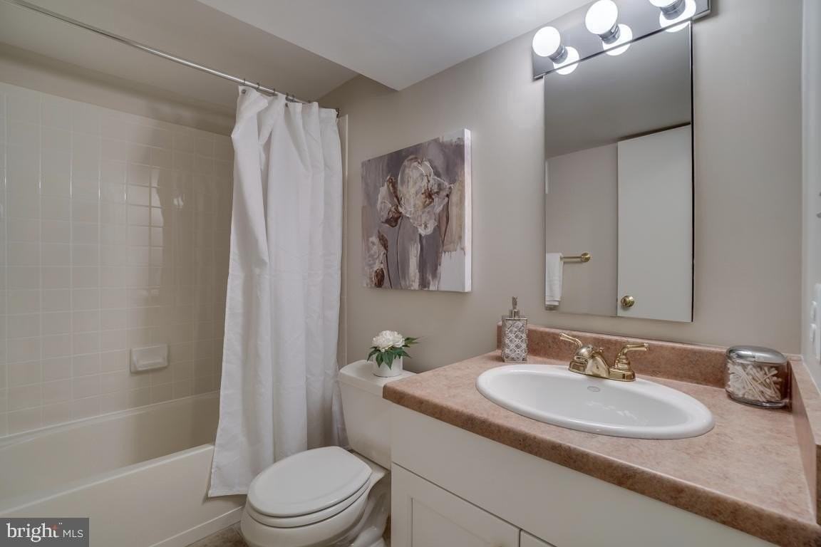 629 20th St S - Photo 5 of 38