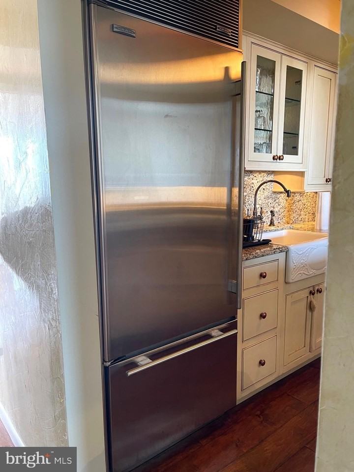 28 Main St #C - Photo 7 of 50